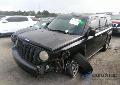 2008 Jeep Patriot Sport z USA, uszkodzony, nr VIN 1J8FT28078D717011